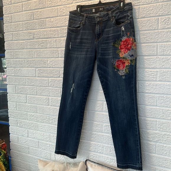 Kut from the Kloth Jeans Size 8 - Picture 3 of 14